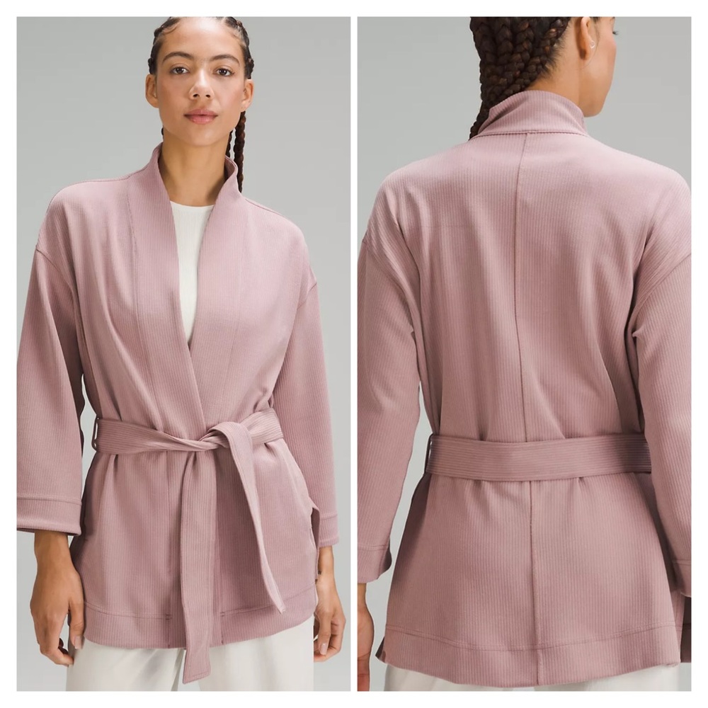 Lululemon Ribbed Softstreme Belted Wrap size 8 NWoT Twilight Rose